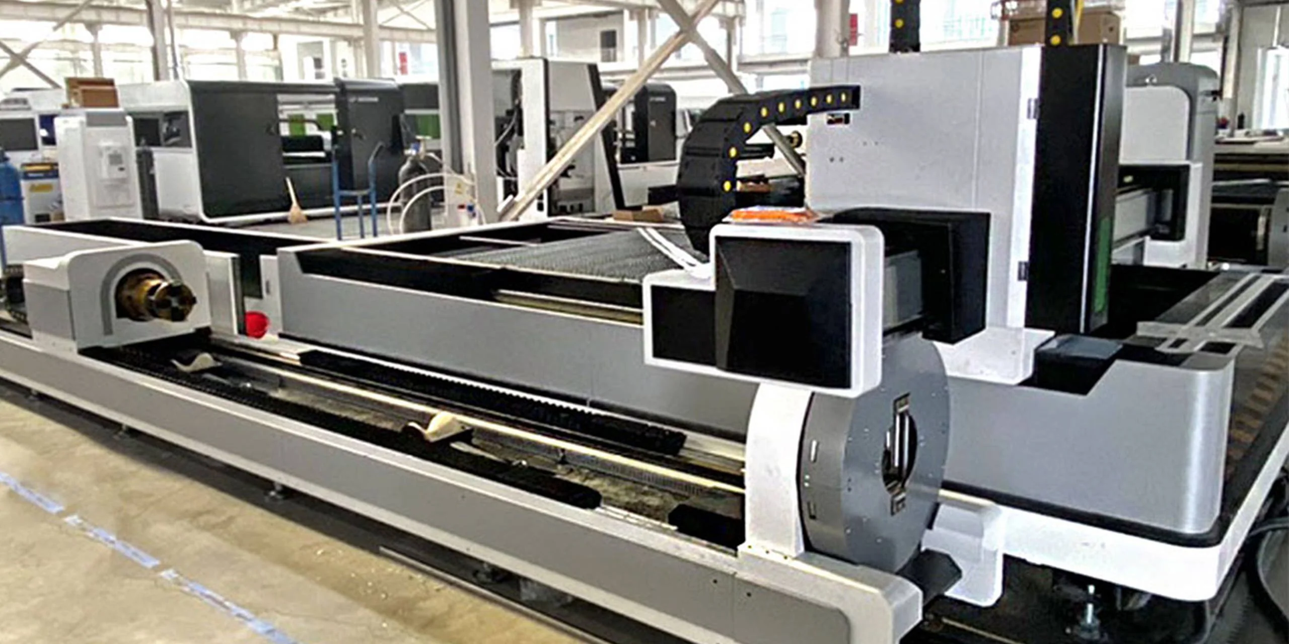Gweike LF3015CNR - Tube and Sheet Cutting Machine - Image 5